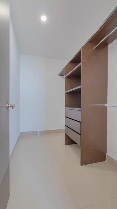 Moderno En Frente De La Playa. Apartment Cartagena